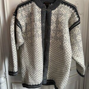 vintage Norsk Wear wool Norwegian cardigan w/ pewter hooks, women's size xs